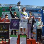 1ª Corrida Binacional Da Independência O Exército Brasileiro, neste ano, está realizando uma série de eventos para lembrar fatos importantes que marcaram a Independência do Brasil, cumprindo o previsto na Campanha “200 anos da Independência”, constante nas Diretrizes de Comunicação desta tradicional Instituição Nacional e Permanente. Neste contexto, o 7º Regimento de Cavalaria Mecanizado (7º RC Mec), “Regimento Brigadeiro Vasco Alves Pereira”, localizado no município de Santana do Livramento, divisa com o Departamento de Rivera-República Oriental do Uruguai (ROU), realizou, em conjunto com o Regimiento de Caballería Número 3, Rivera-(ROU), no dia 4 de setembro de 2002, a 1ª Corrida Binacional da Independência, em comemoração aos 200 anos da Independência do Brasil. A corrida com percursos de 5km e 10km, nas categorias masculino e feminino, e percurso kids de 500m, teve a largada e chegada no Parque Internacional, monumento histórico da divisa entre os dois países e contou com a participação de mais de 320 atletas adultos e 70 crianças, do estado do Rio Grande do Sul e norte do Uruguai. O Senhor Tenente Coronel Rafael Polinício Lanza Braga, Comandante do 7º RC Mec, agradece aos atletas participantes, patrocinadores e Instituições apoiadoras que abrilhantaram este grande evento, o qual proporcionou integração e momento lúdico entre a sociedade santanense e riverense, além de estimular a prática do exercício físico. Santana do Livramento – RS, 5 de setembro de 2022. RAFAEL POLINÍCIO LANZA BRAGA – Ten Cel Comandante do 7º Regimento de Cavalaria Mecanizado
