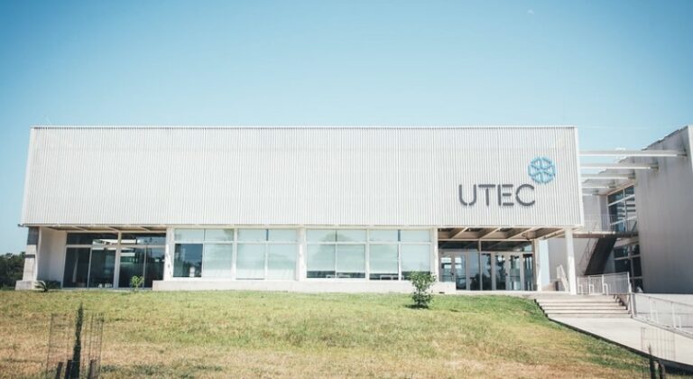 Música, mapping y storytelling en UTEC Rivera