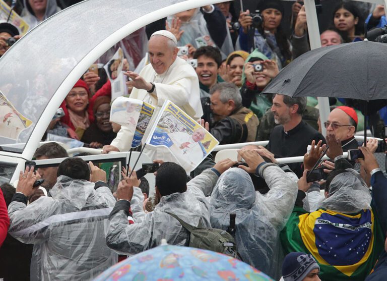 Morre o Papa Francisco: Um legado de amor e compaixão