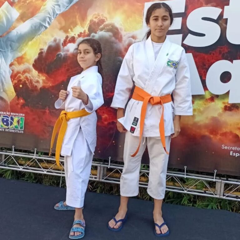 Jovens atletas santanenses contam com o apoio da comunidade em sua participação na Copa Gaúcha de Karatê