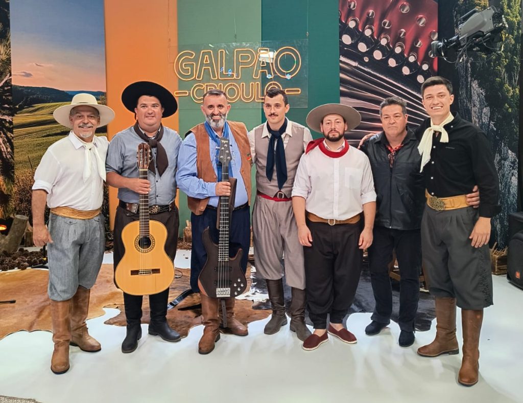 Na foto: Neto Fagundes, Ricardo da Silva, João Pinheiro, Higor Assis, Sandro Martins e Leo Brizolla.